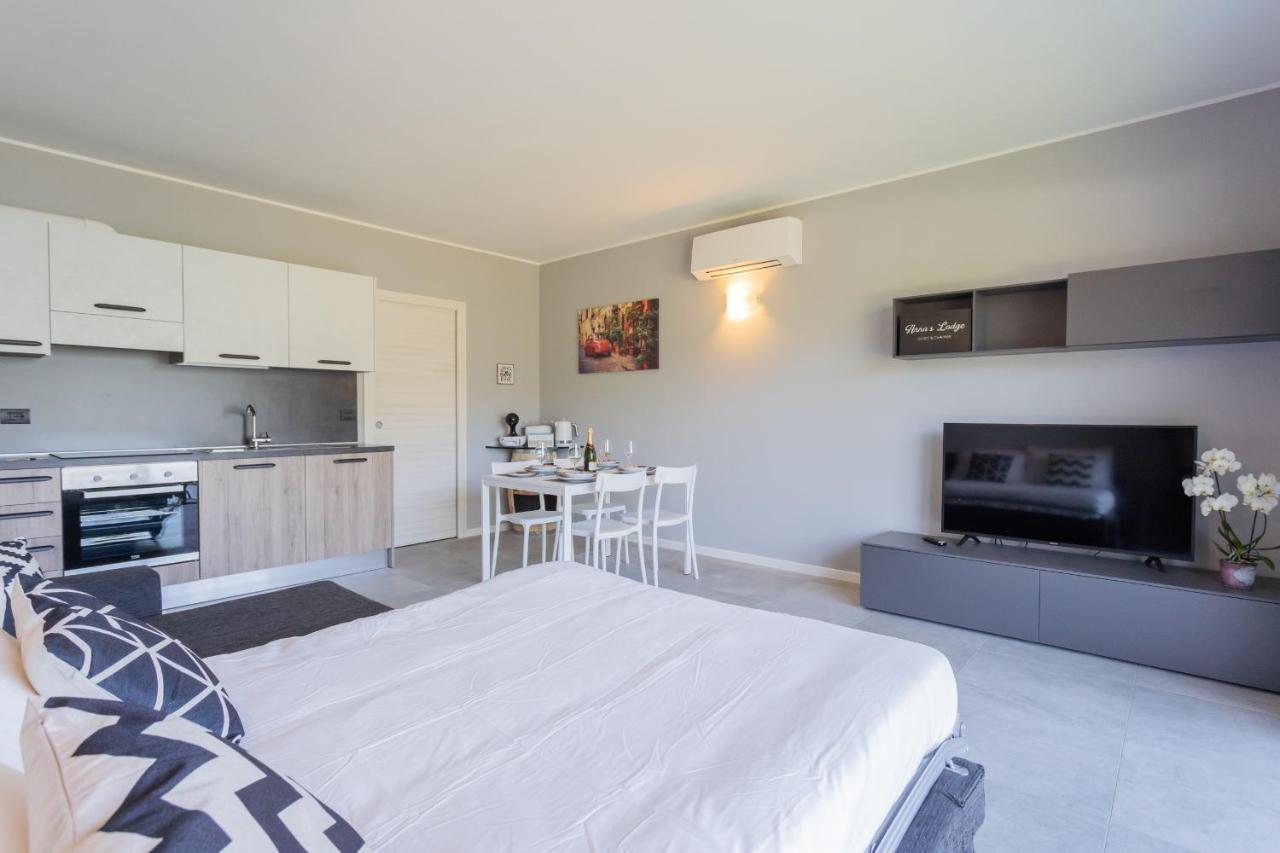 Anna'S Lodge Quiet & Charme By Rent All Como Pianello Del Lario 外观 照片